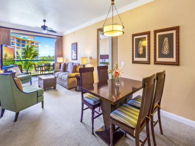 2 Bedroom With Views of the Pacific Ocean